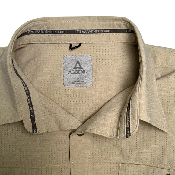 Ascend Zephyr L Tan/Khaki Solid Short Sleeve Button Down Shirt - Picture 5 of 7